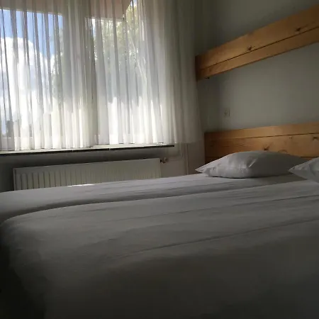 Hotel Hotel Steensel 3*