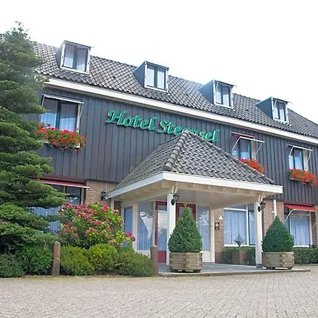 Hotel Steensel Отель Steensel