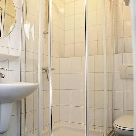 Hotel Steensel Отель Steensel