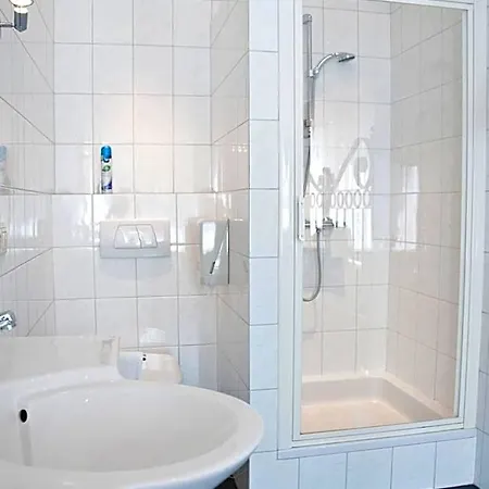 Отель Hotel Steensel