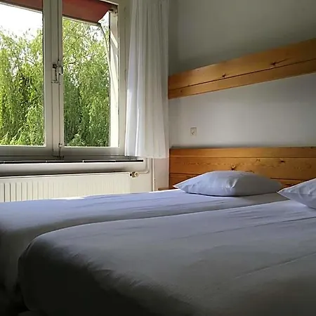 Отель Hotel Steensel Steensel
