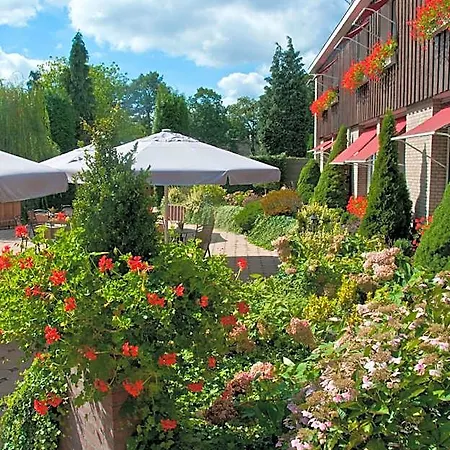 Hotel Steensel 3*