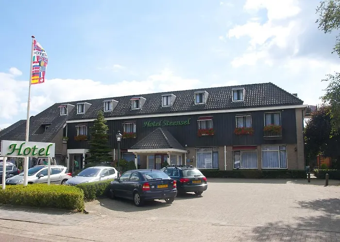 Hotell Hotel Steensel 3*